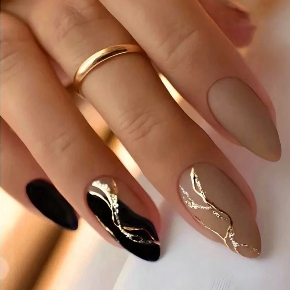 Neutral Matted Black & Tan Press On Nail Set NEW 🏷️